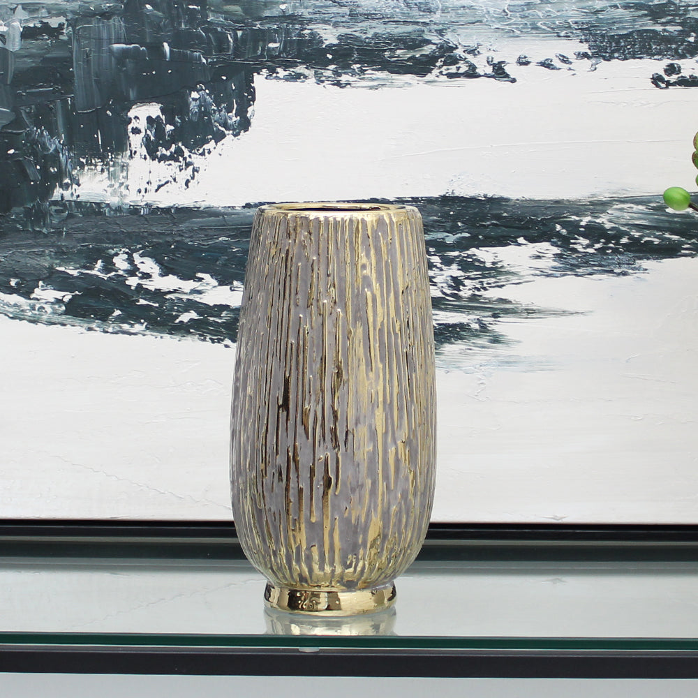 Medium Curved Vase with Gold Foot