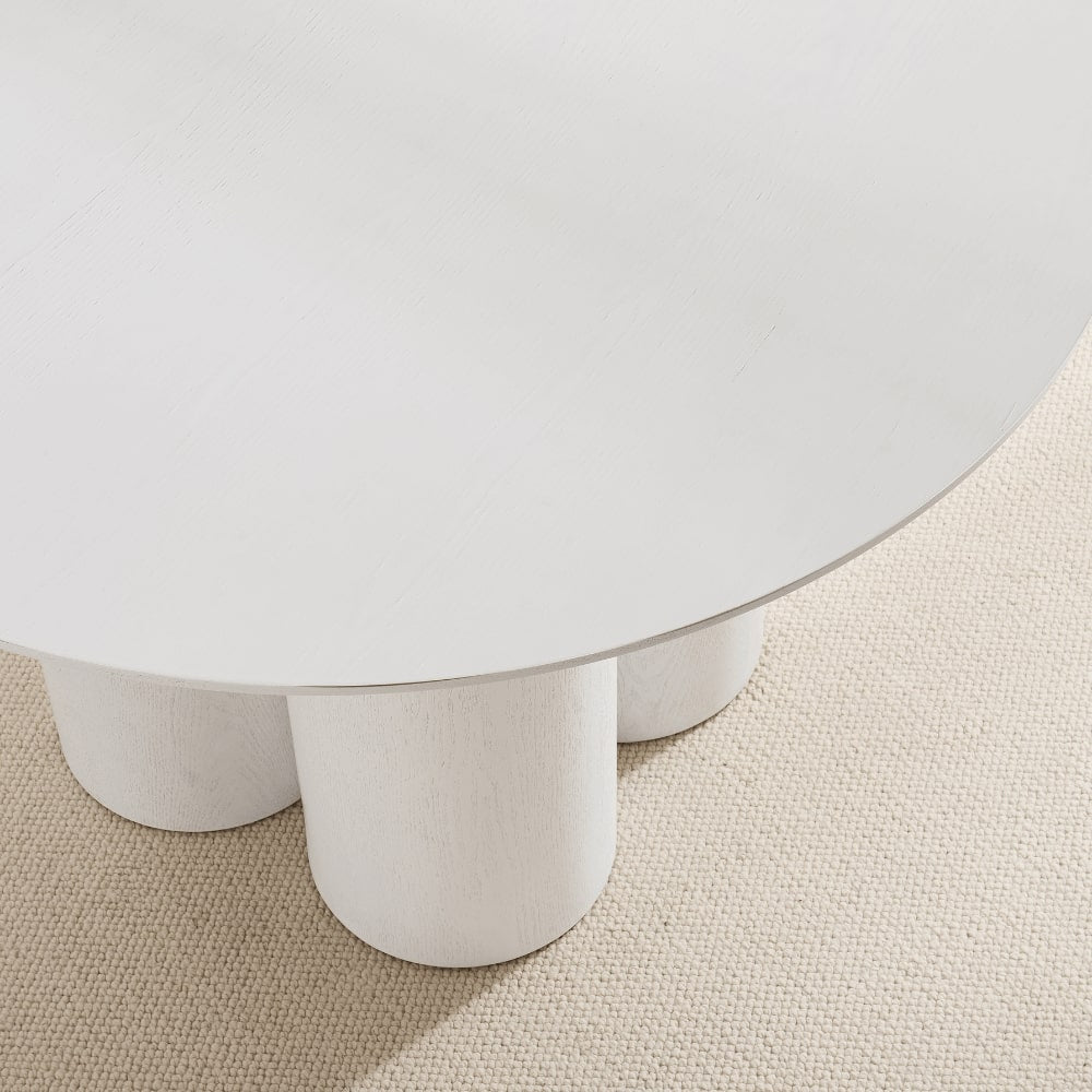 round dining table 