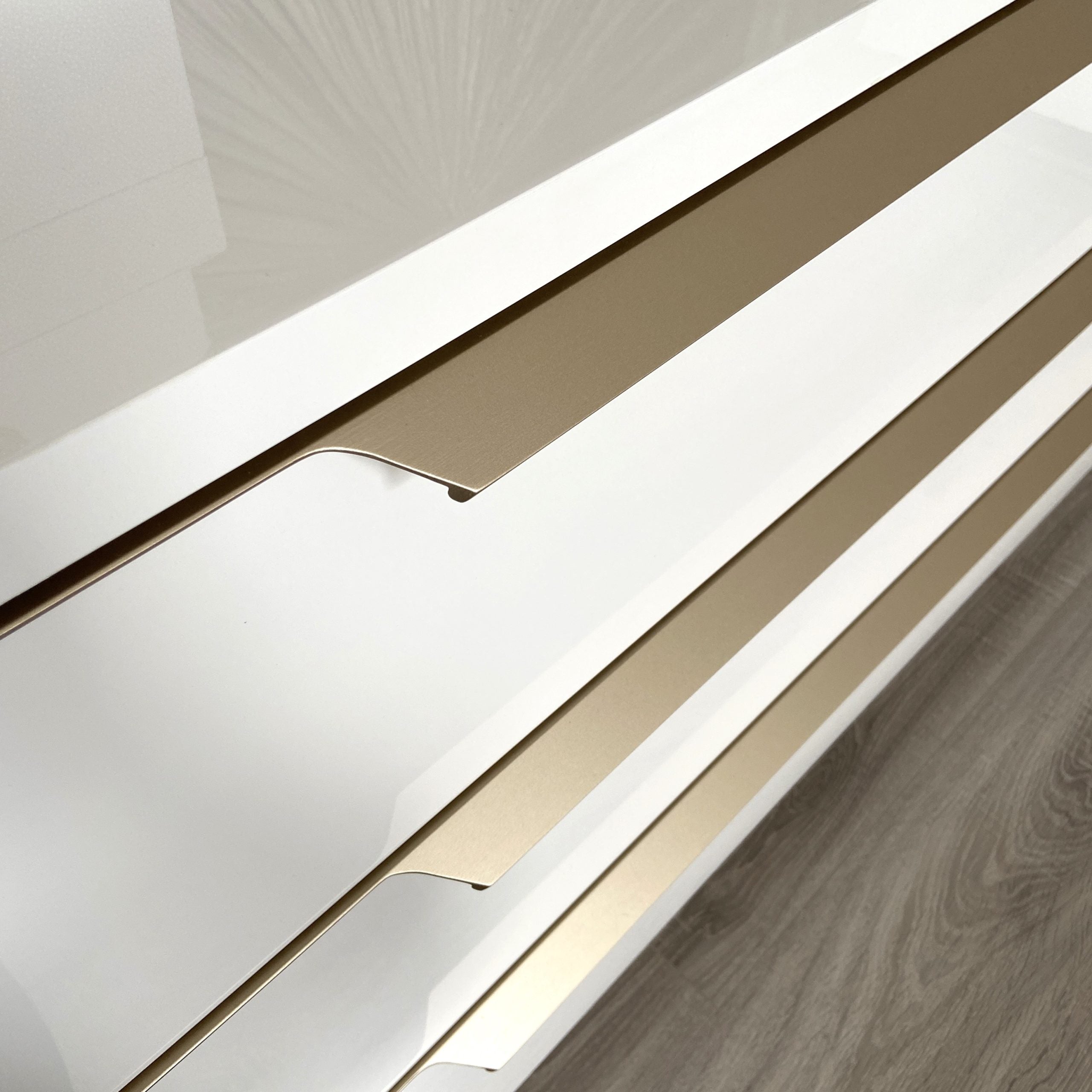 smart white 3 drawer dresser