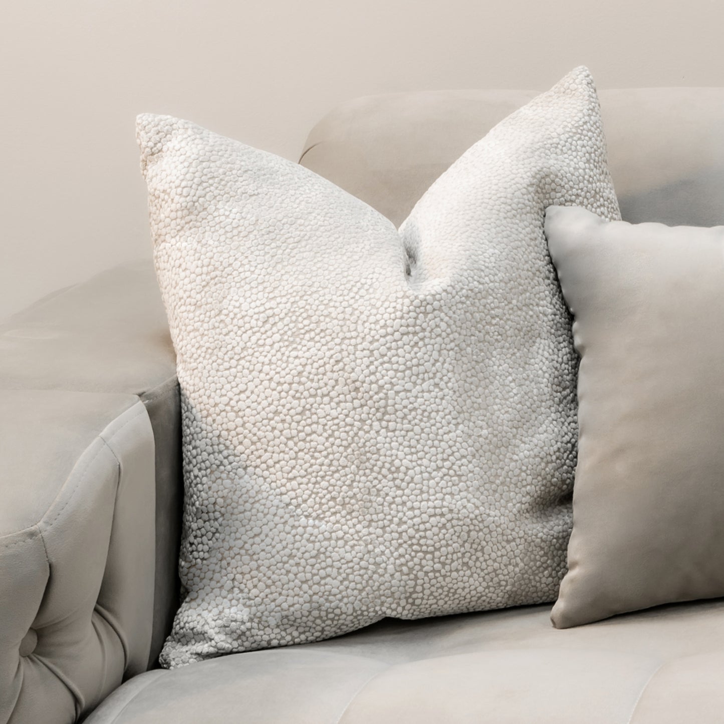 Nieve Large Cream Velvet Textured Cushion