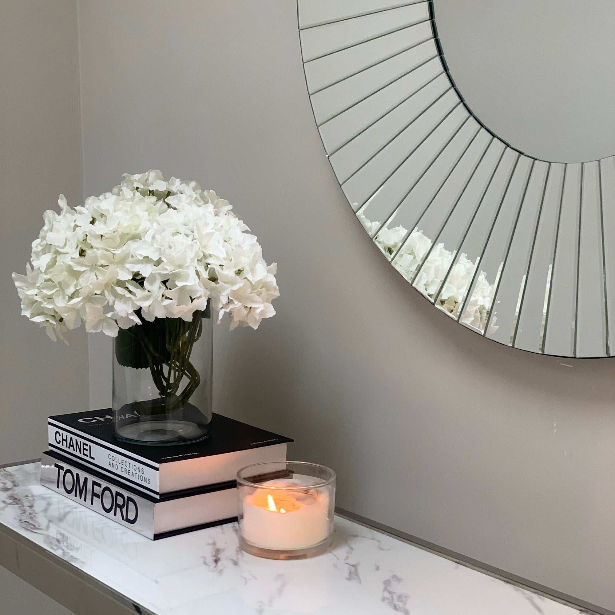 Isabella Round Bevelled Mirror In Silver