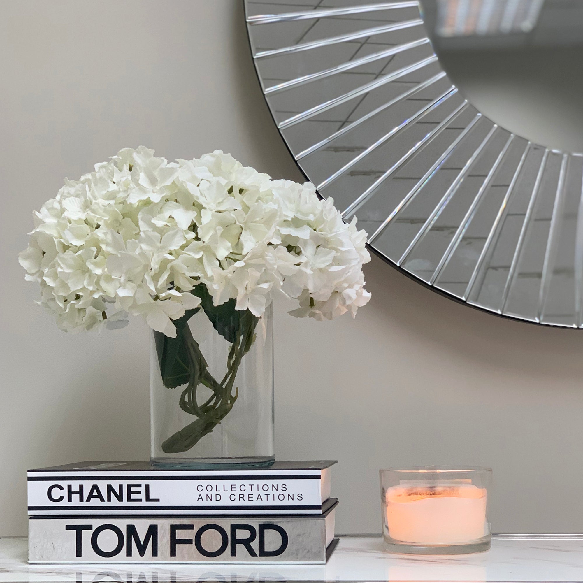 Isabella Round Bevelled Mirror In Silver